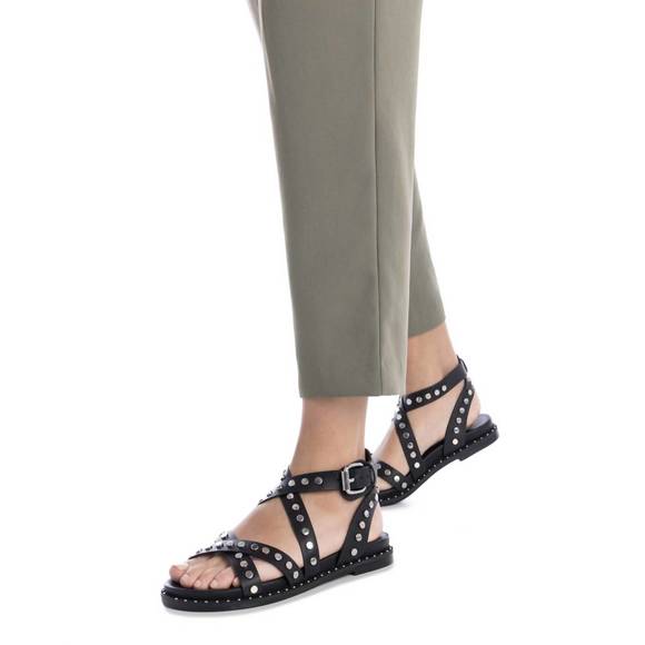 NEW XTI women's flat sandals in black - Picture 5 of 5